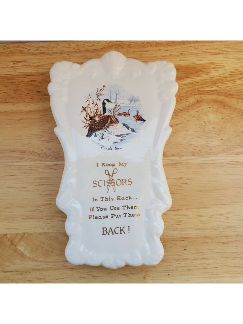 VTG Ceramic Scissors Holder Wall Mount Canada Geese Design Sittre Ceramics 1982